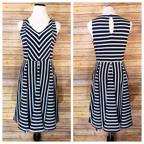 Anthropologie Dresses & Skirts - Anthropologie Saturday Sunday Striped Day Dress